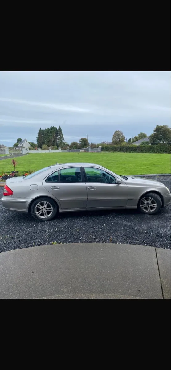 Mercedes Benz - Image 4