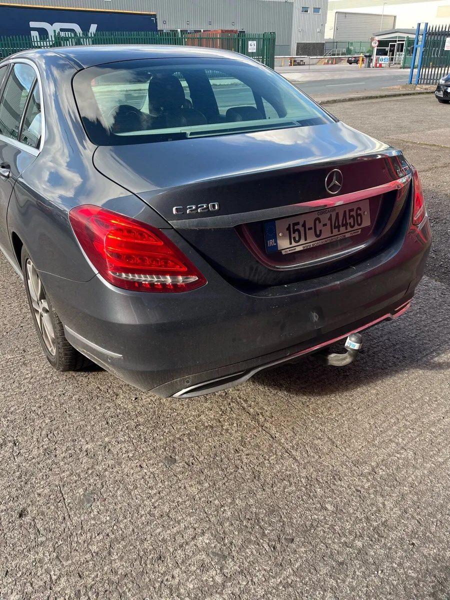 2015 Mercedes-Benz C220 blue tech Sport - Image 3