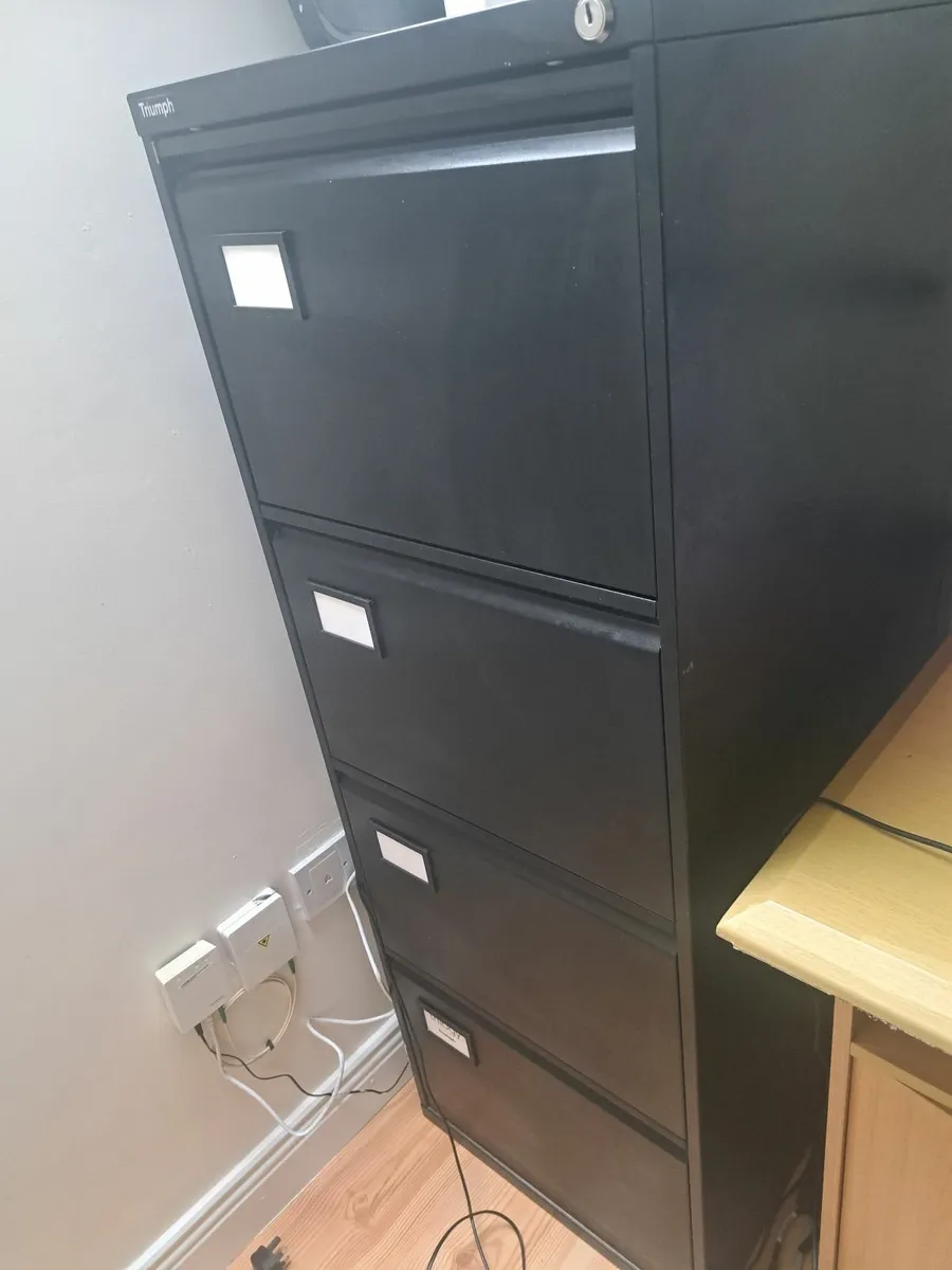 Filing cabinet - Image 1