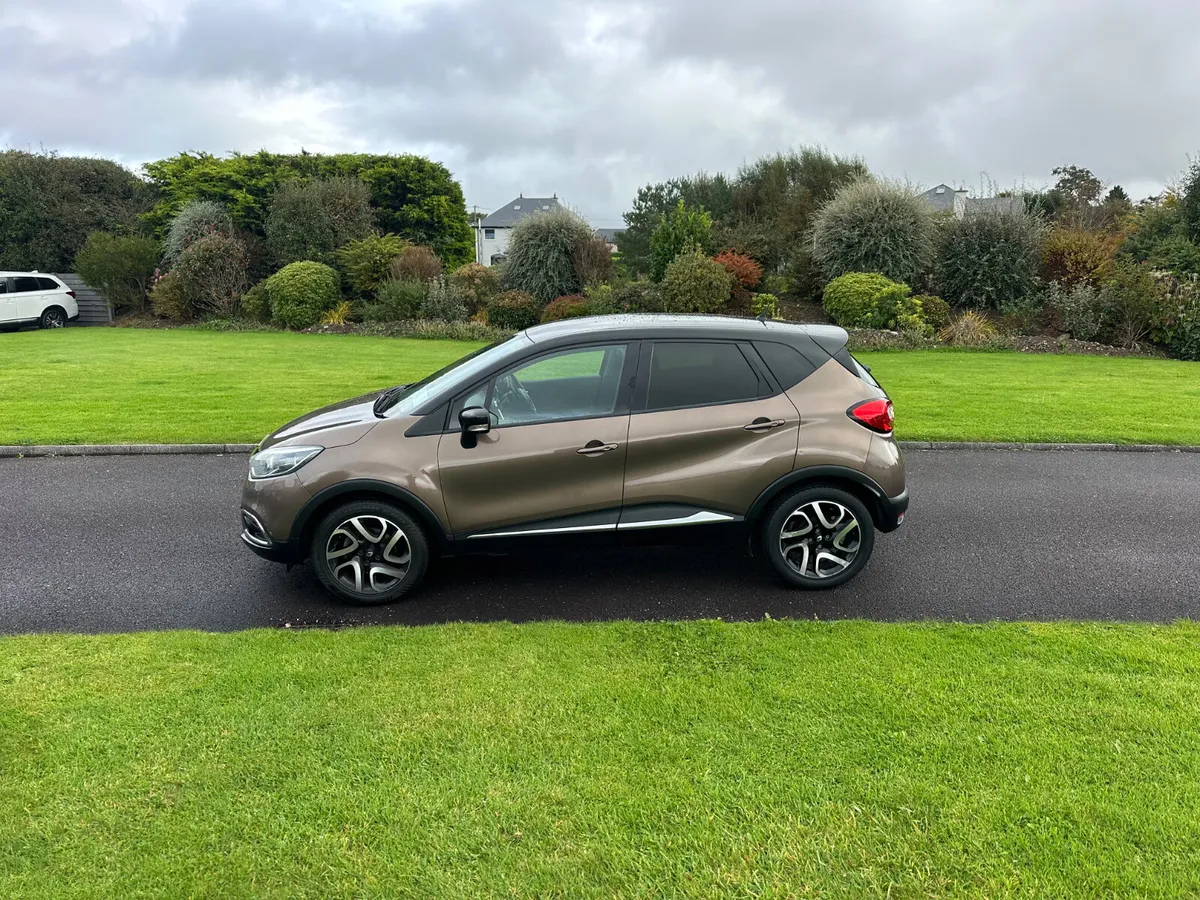 Renault Captur intense DCI - Image 2