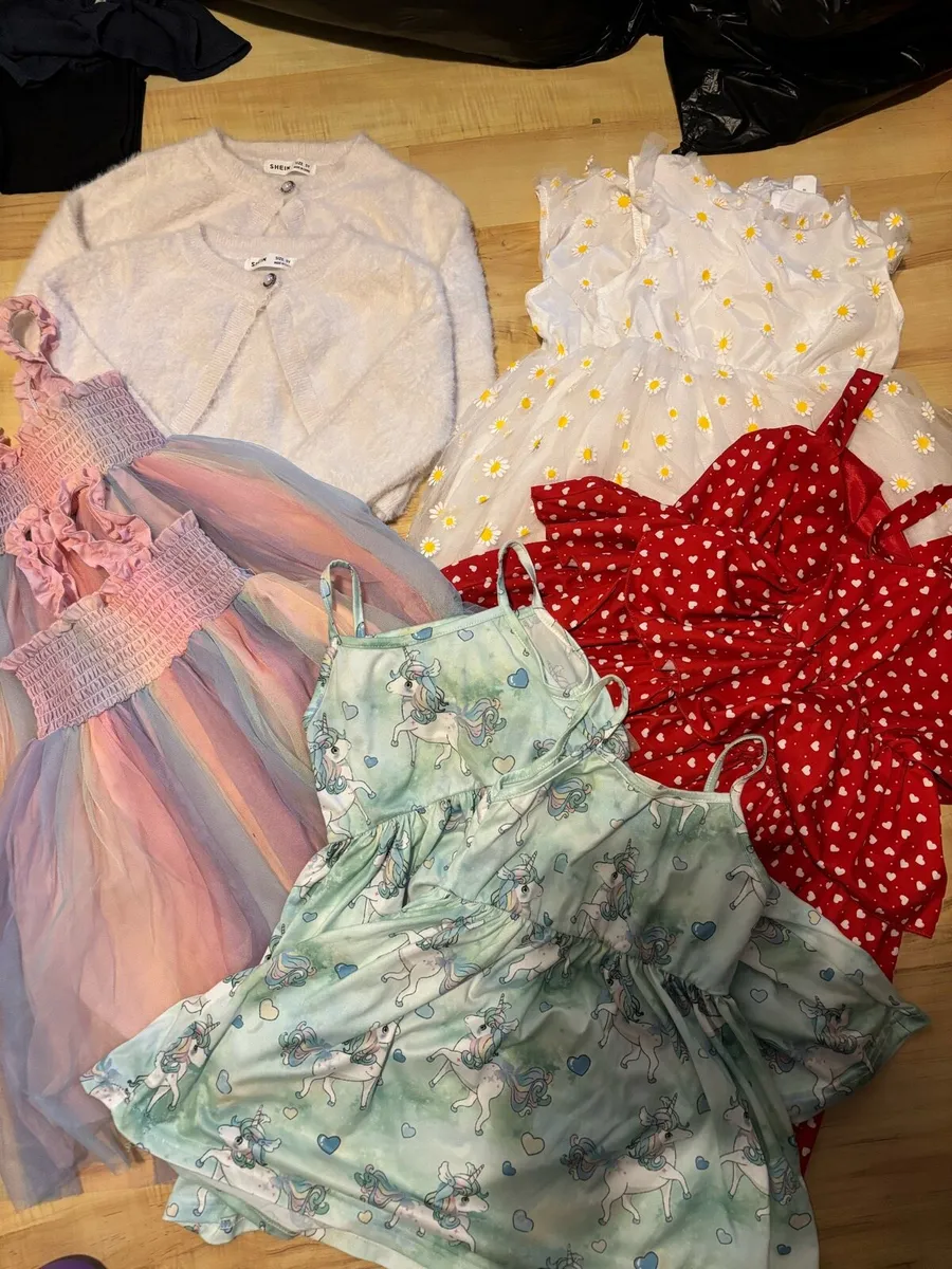 Girls clothes (4-6y) - Image 3