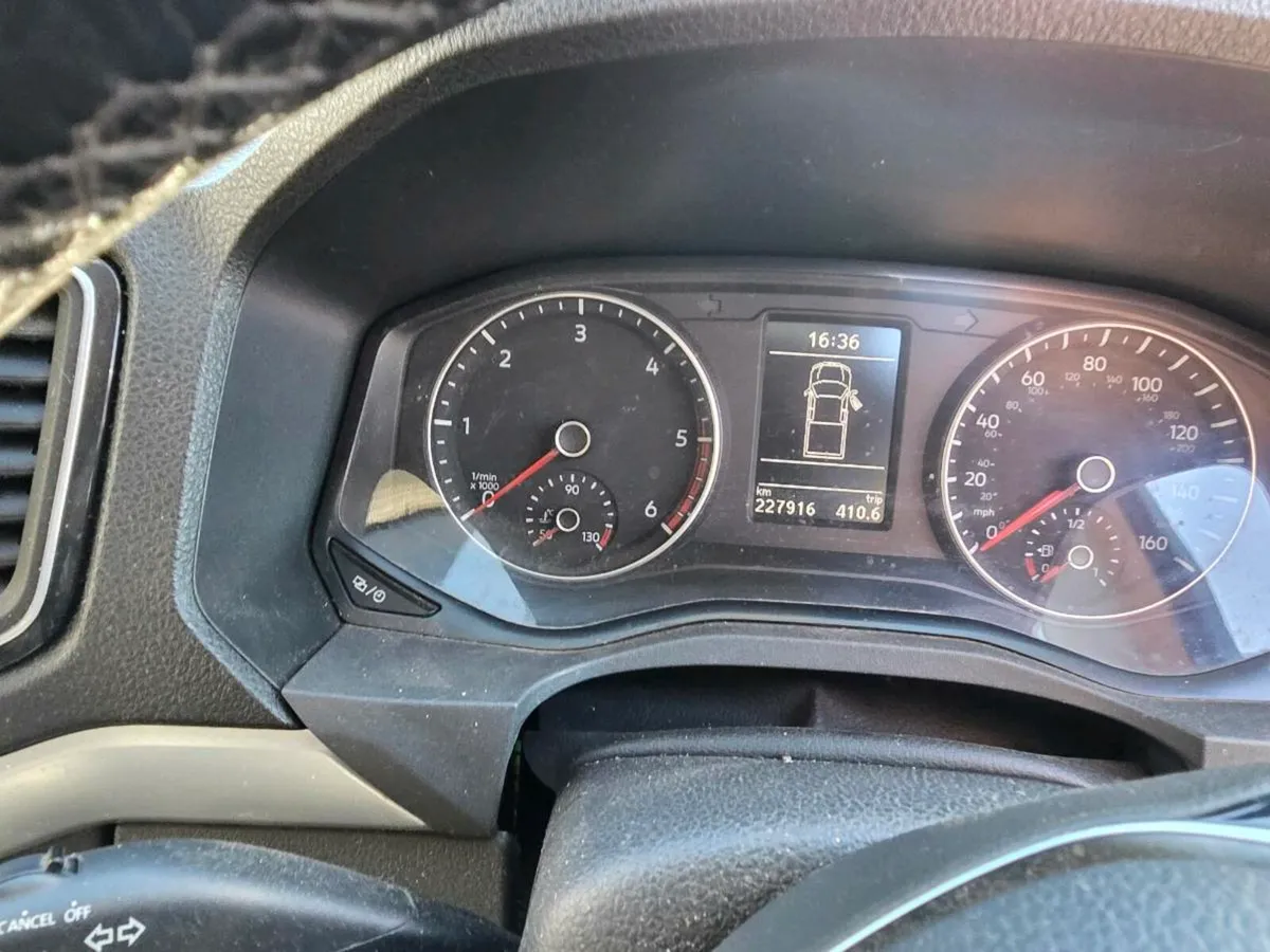 Vw Amarok - Image 2