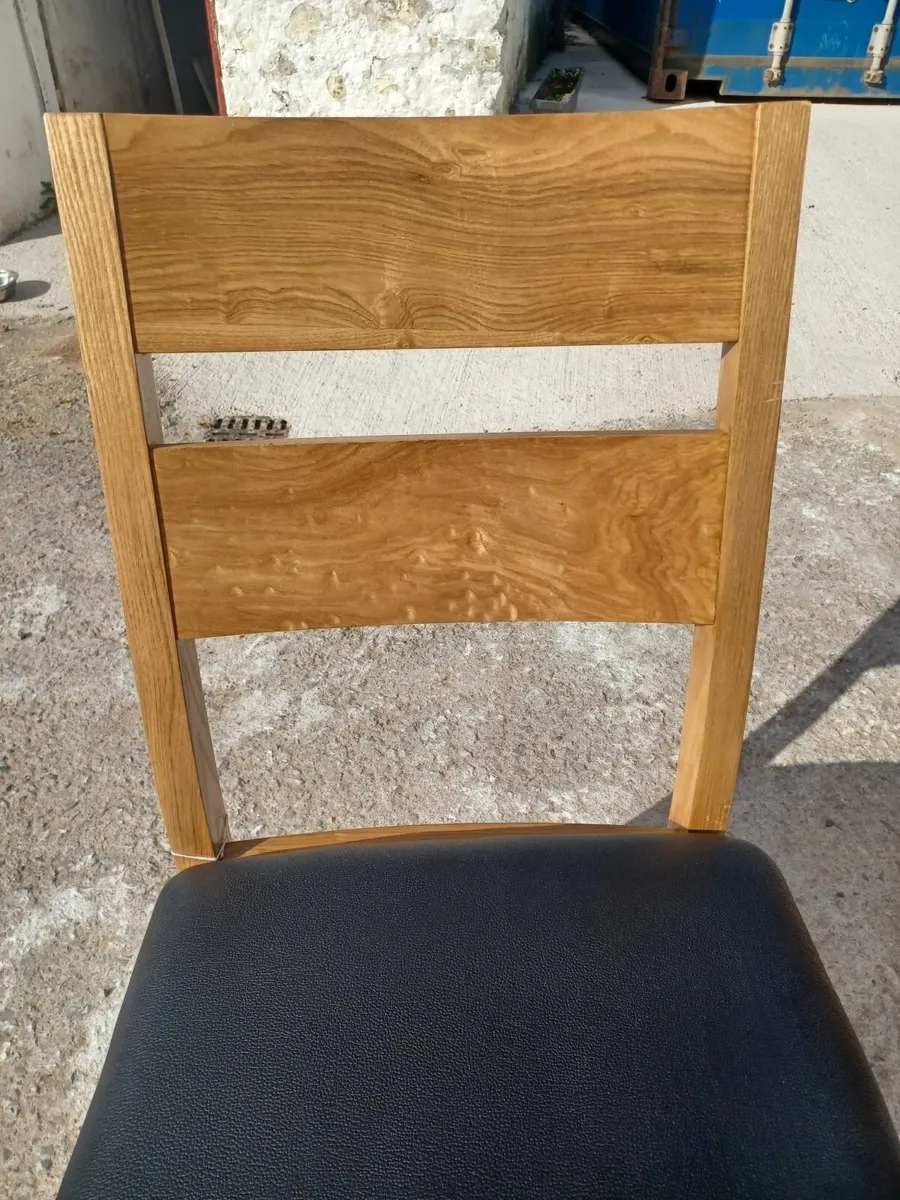 Dining Table with 6 chairs *NEVER USED* - Image 4