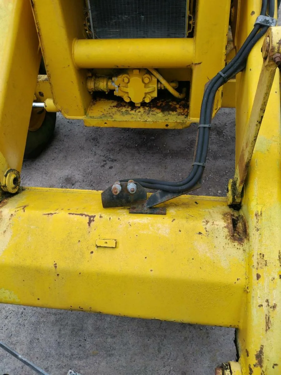 JCB 3cx front loader - Image 3