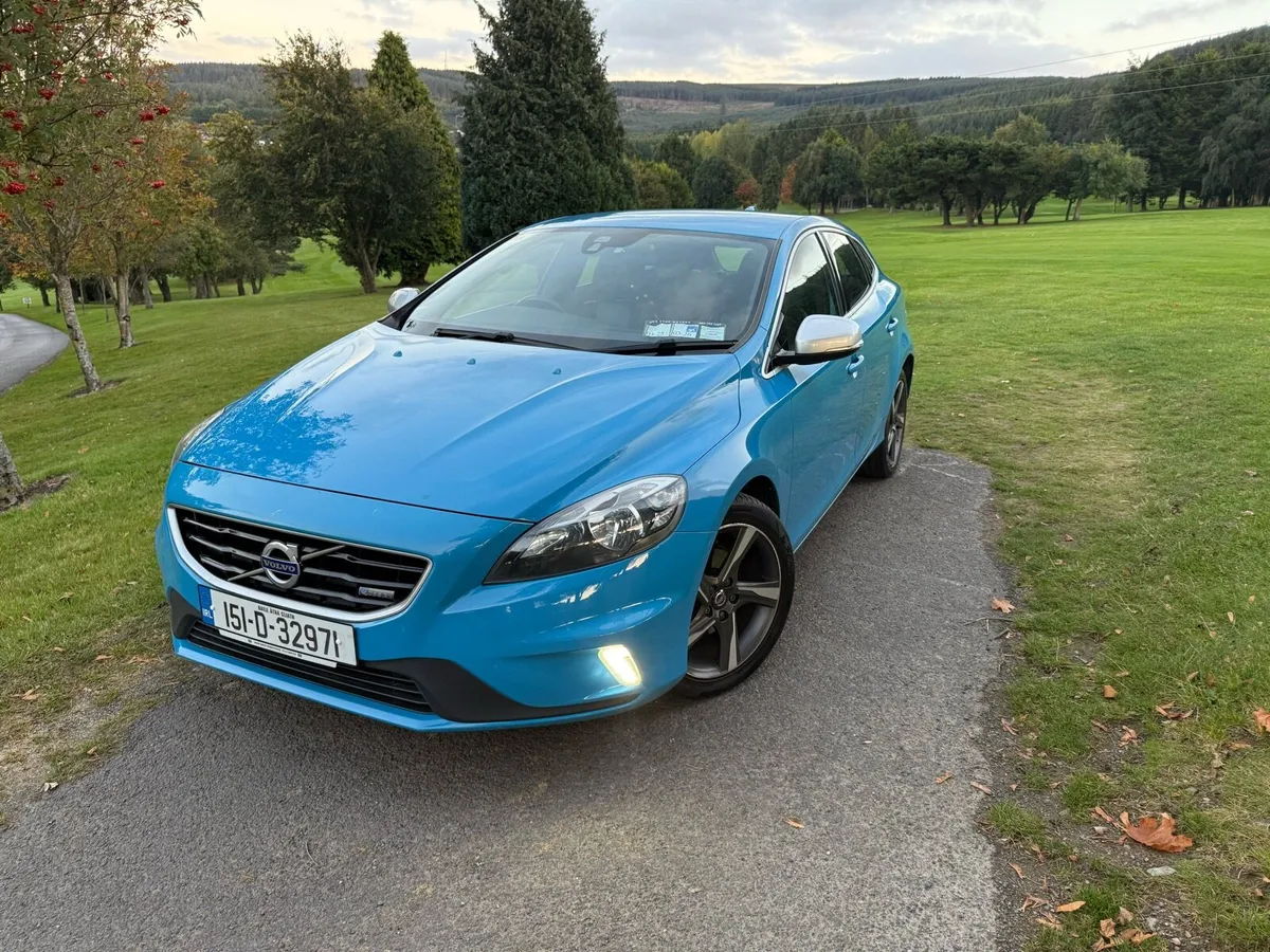 Volvo v40 R design 08/26 Nct - Image 2