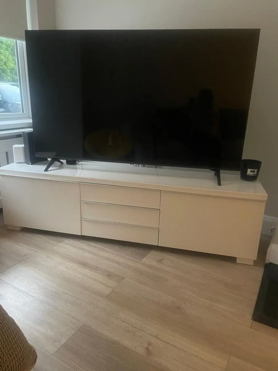 Cream High Gloss