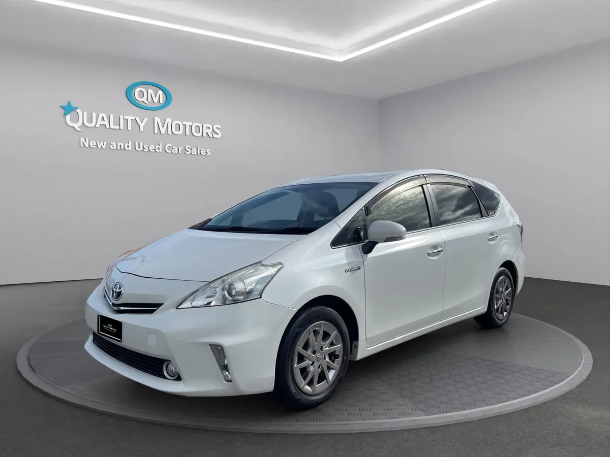 2014 PRIUS HYBRID *7 SEATER* (S57) - Image 1