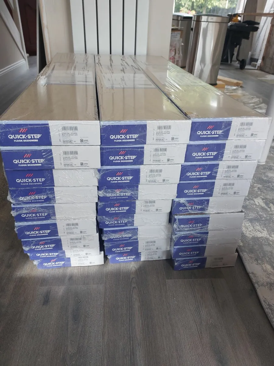 Laminate Flooring 8mm Quick Step - Image 2