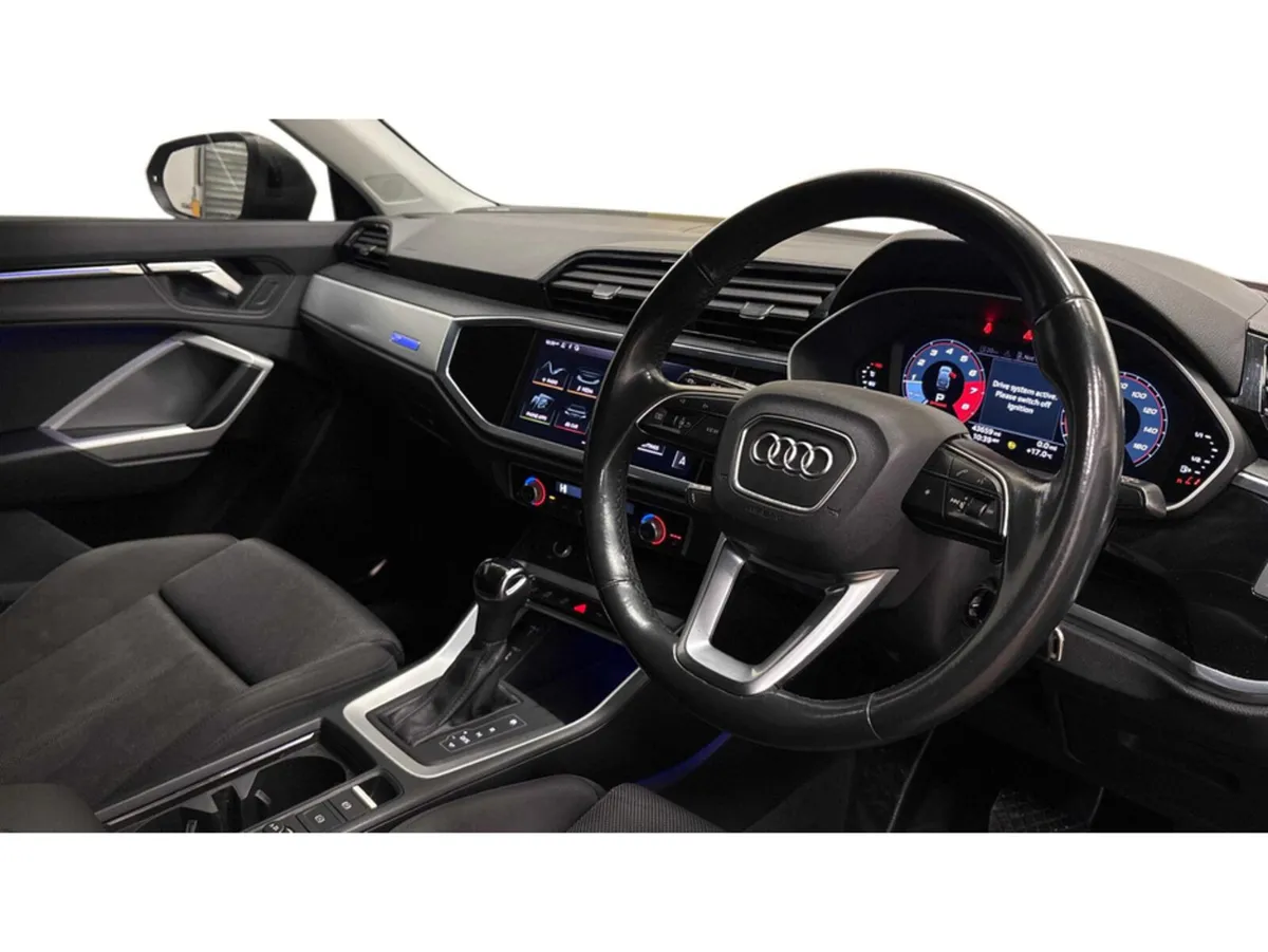 Audi Q3 SPORT 35 TFSI MHEV S-A SPORTBACK - Image 4