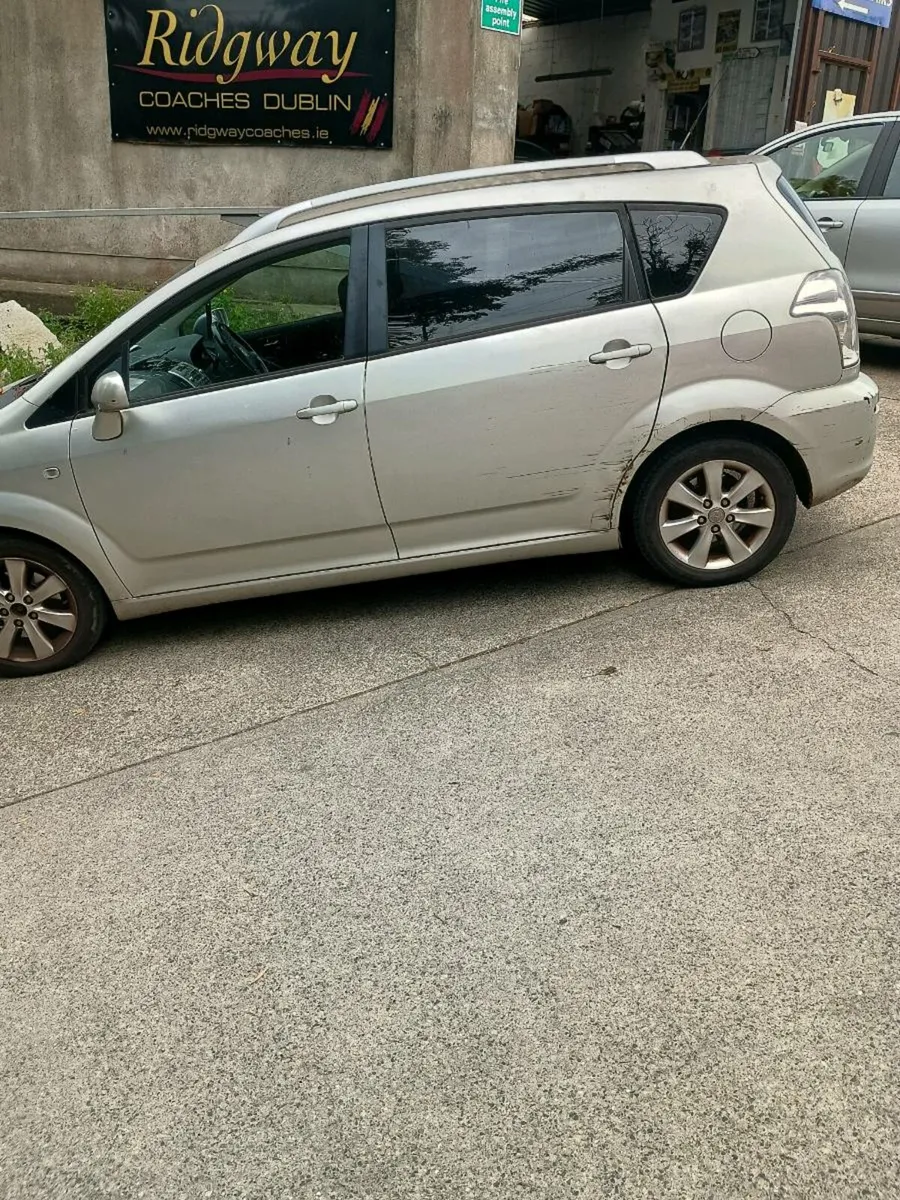 Toyota Corolla Verso - Image 1