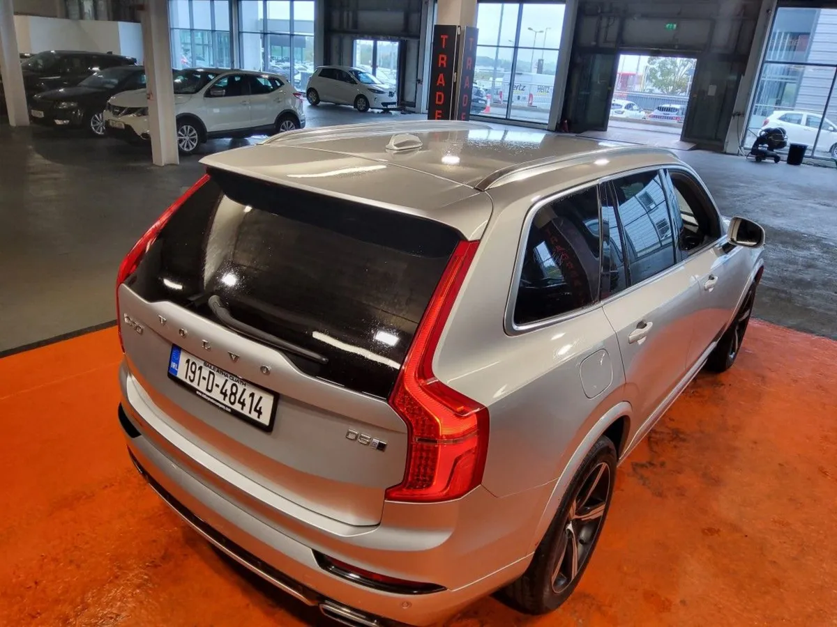 Volvo XC90 D5 (235hp) AWD R-design Geartronic - Image 3