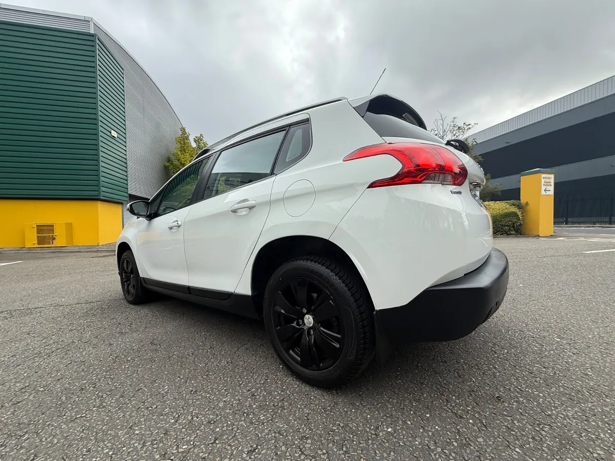 Peugeot 2008 1.6 HDI - Image 4