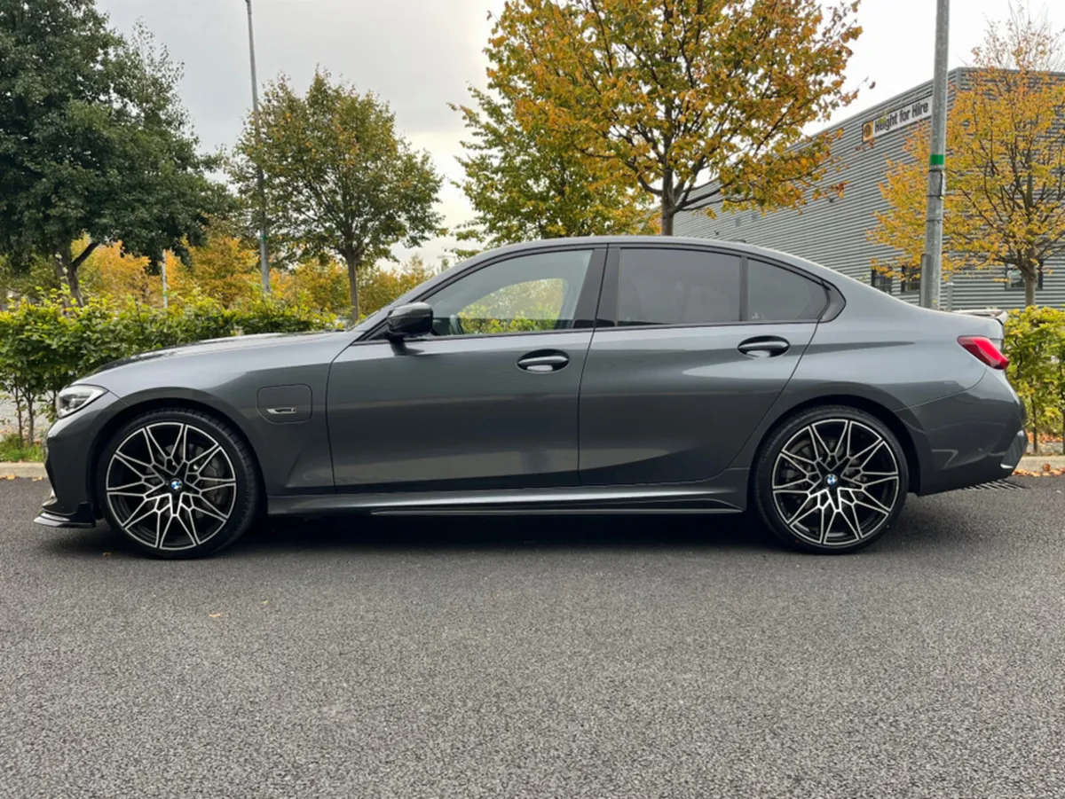 BMW 3-Series MSPORT MPERFORMANCE *FULL SERVICE HIS - Image 2