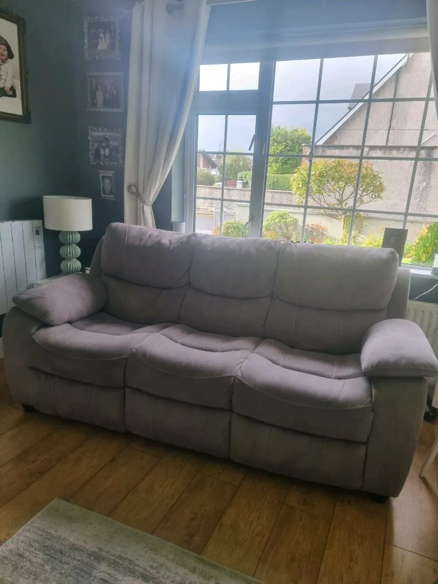 2 + 3 seater - Image 1