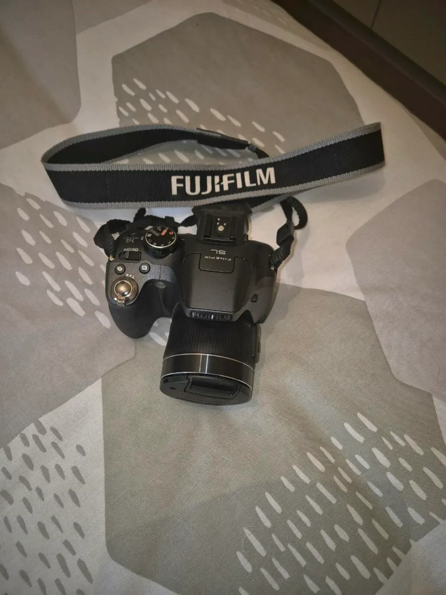 Camera - Image 2