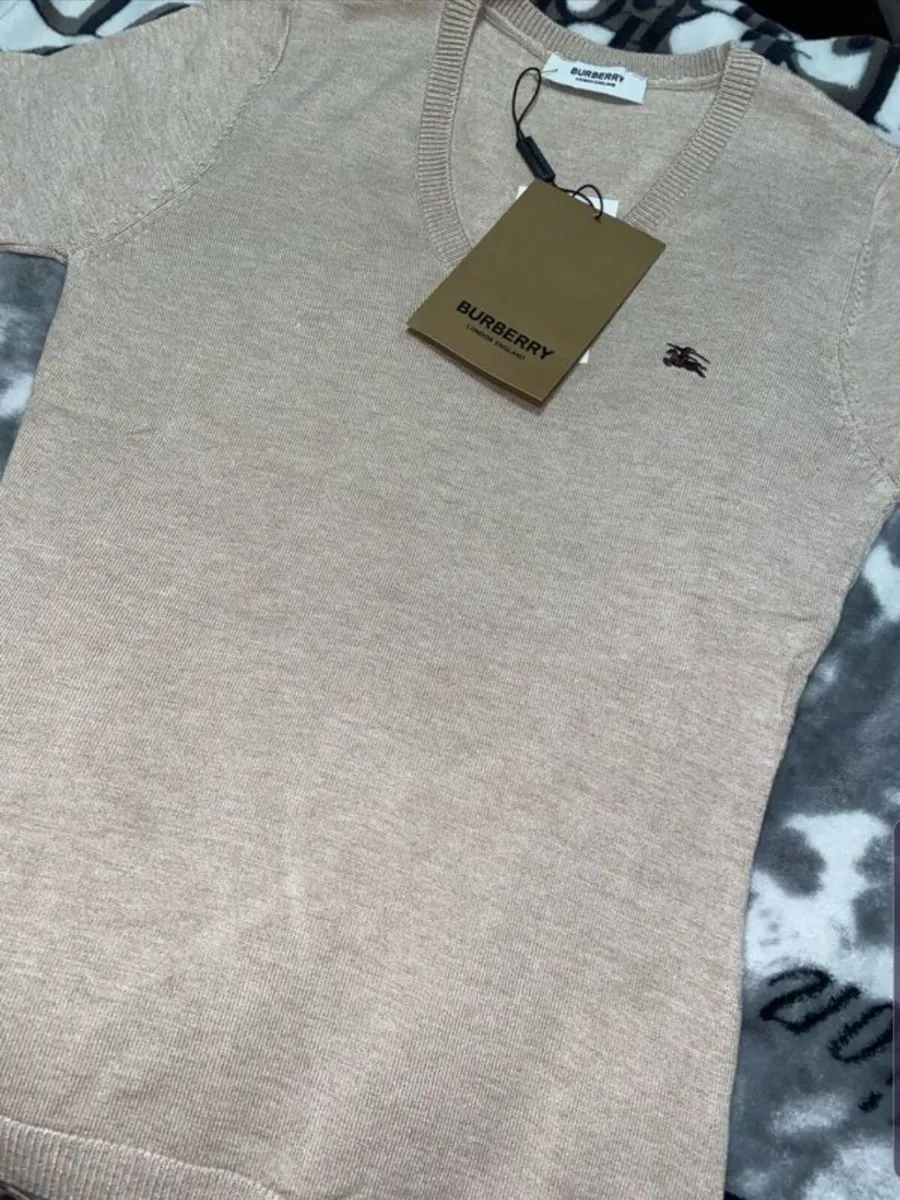 Brand New Top - Image 3