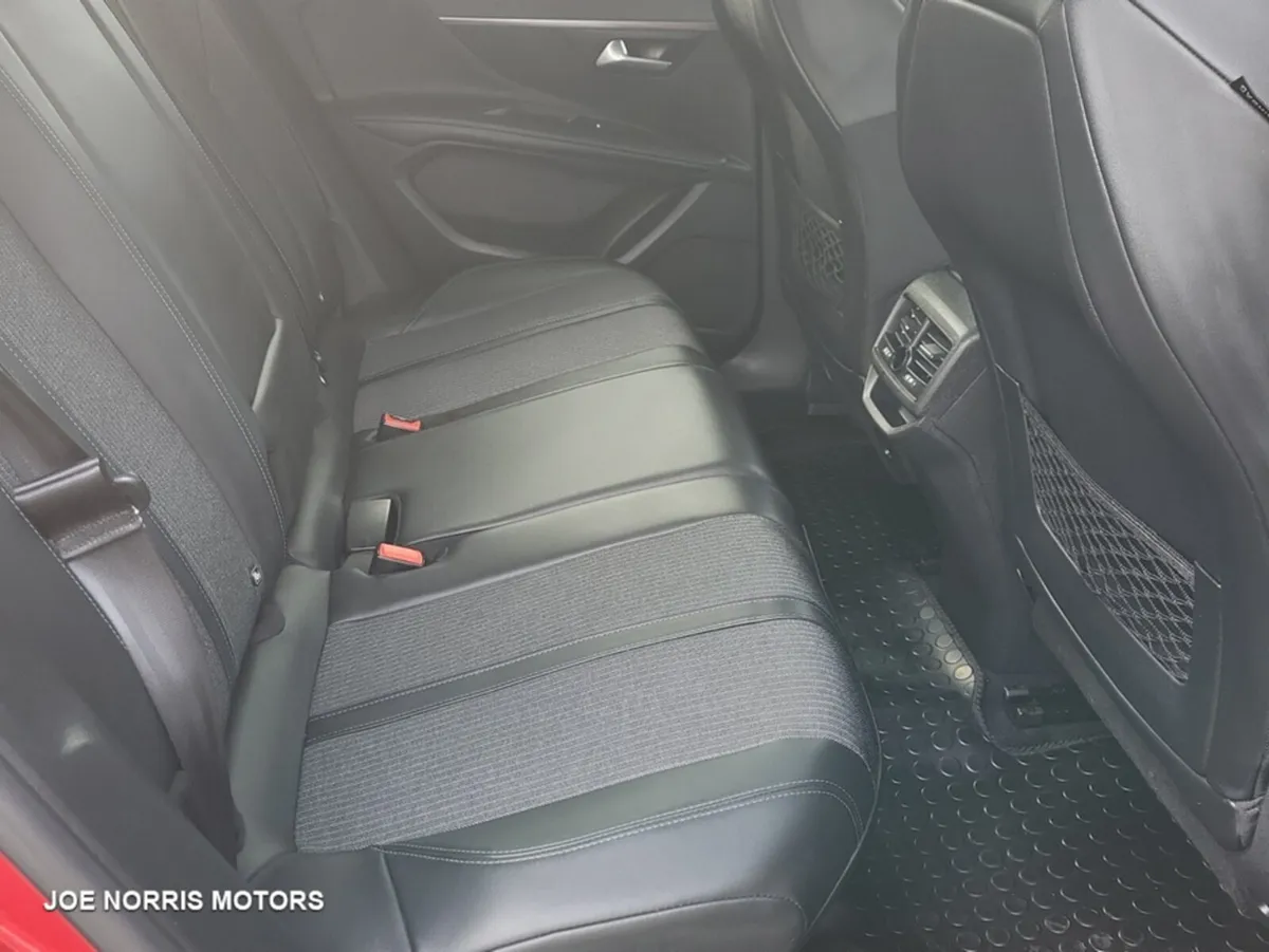 Peugeot 3008 FL ALLURE 1.5 BLUE HDI130 - Image 4