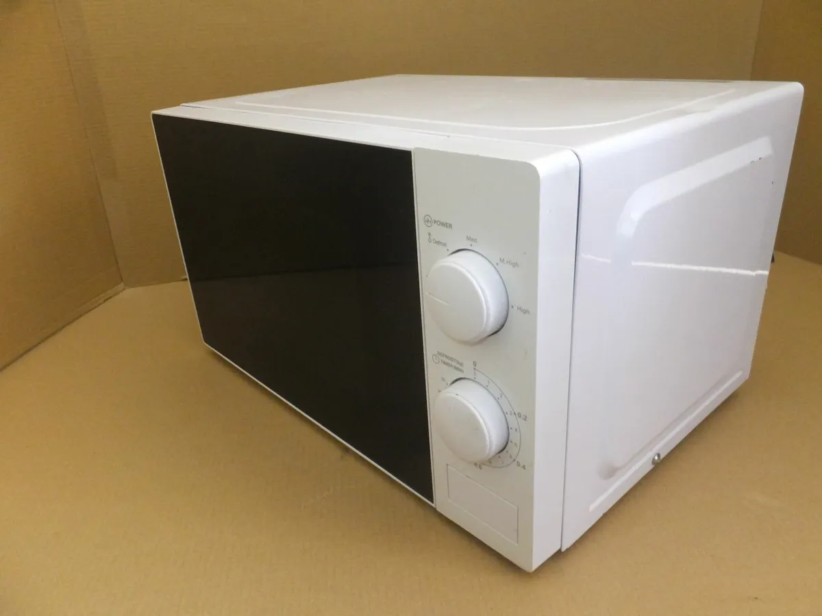 TESCO Microwave - Image 3