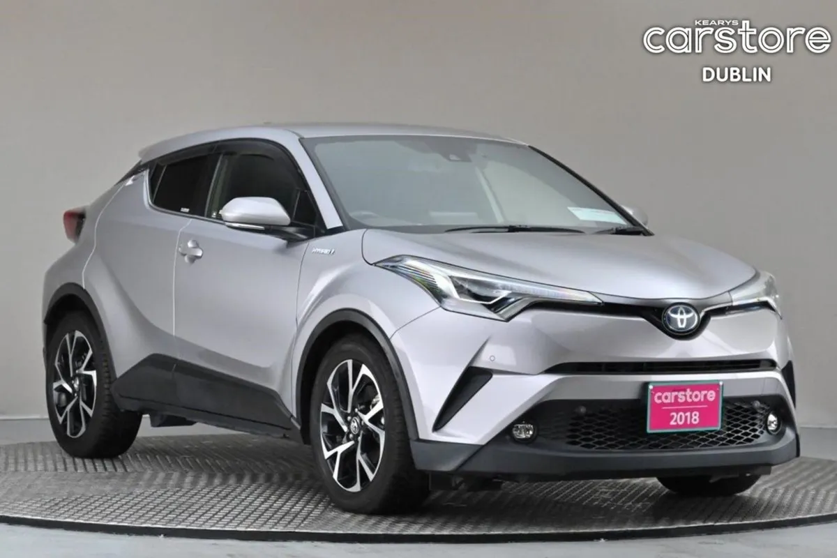 Toyota C-HR 1.8 Hybrid  half Leather reverse Cam - Image 1