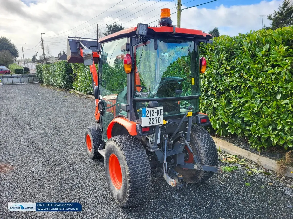 2022 Kubota B2261 Compact Tractor - Image 4