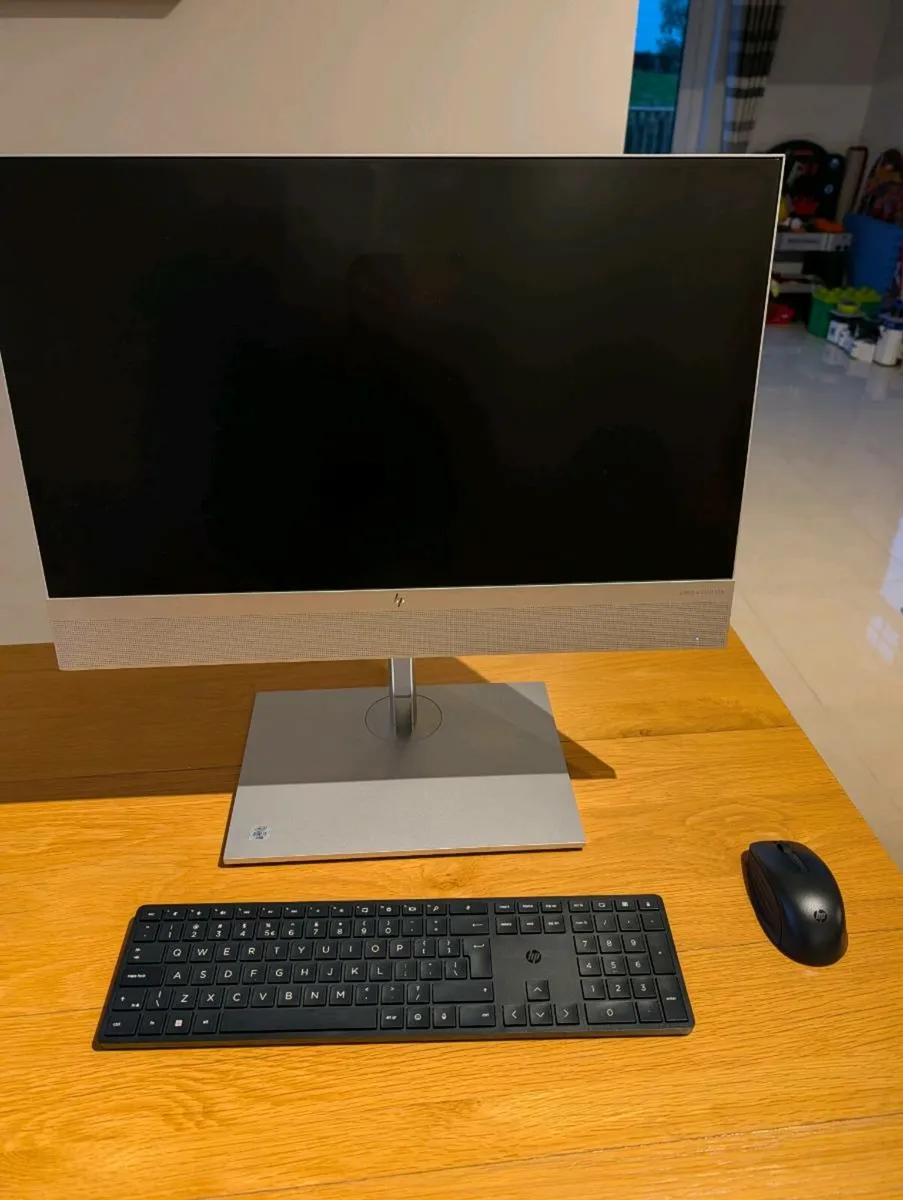 All-in-one HP EliteOne 800 G6 - Image 1