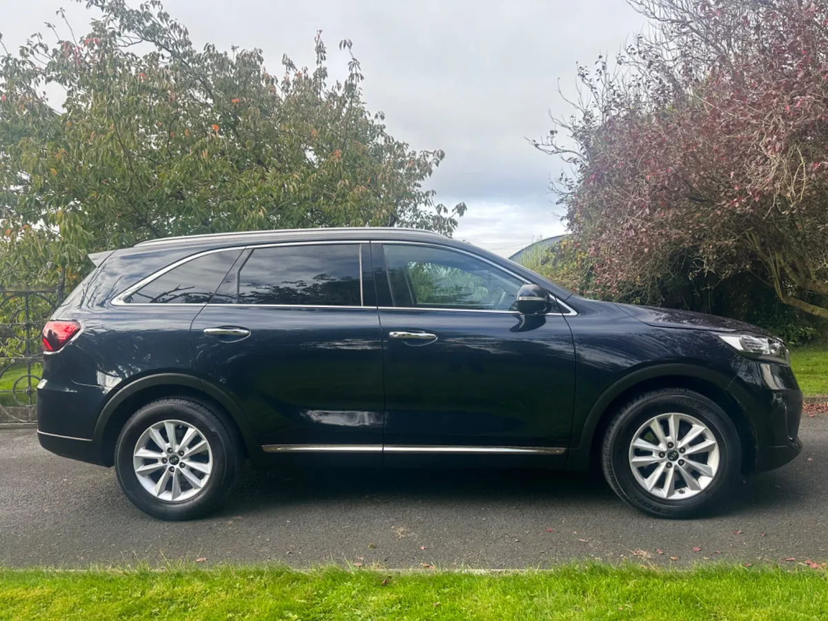 Kia Sorento 2018 - Image 1