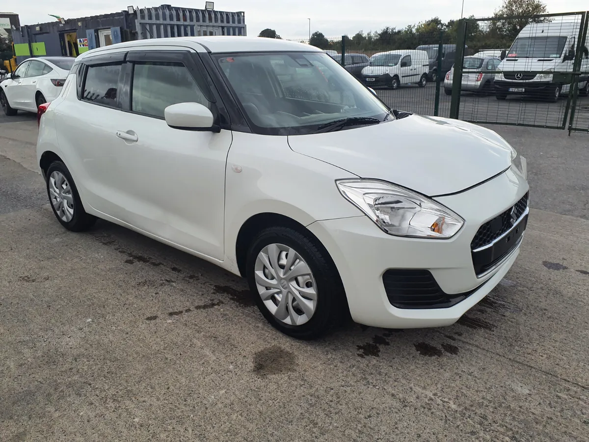 2019 SUZUKI SWIFT - Image 2