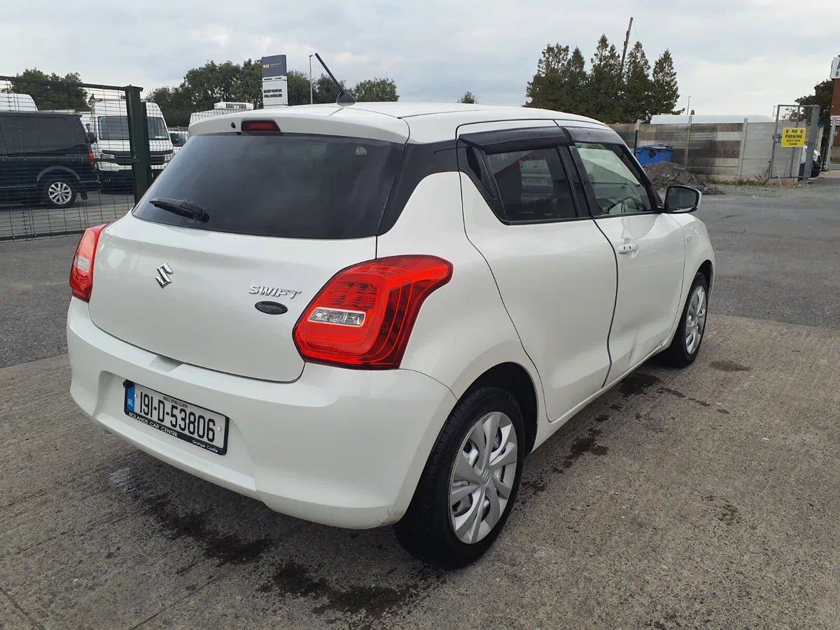 2019 SUZUKI SWIFT - Image 4