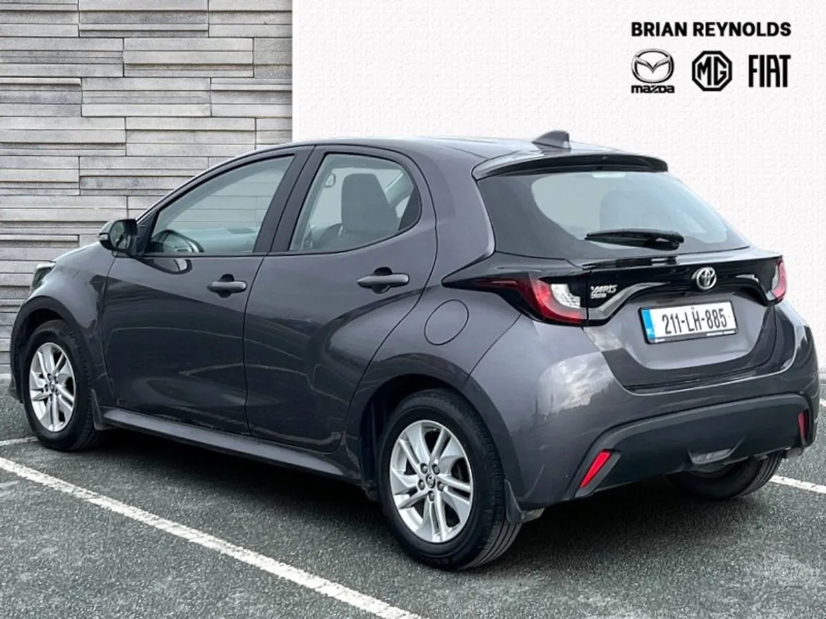Toyota Yaris 1.0 5Dr Luna - Image 4