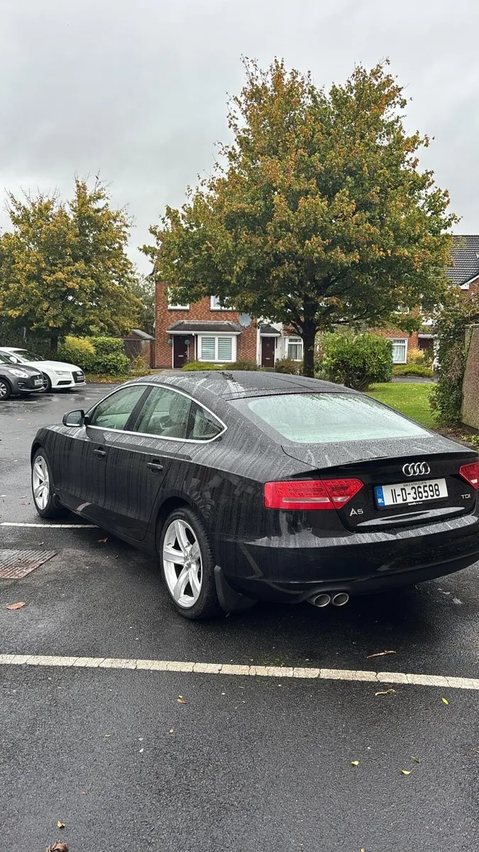Audi A5 2011 - Image 2