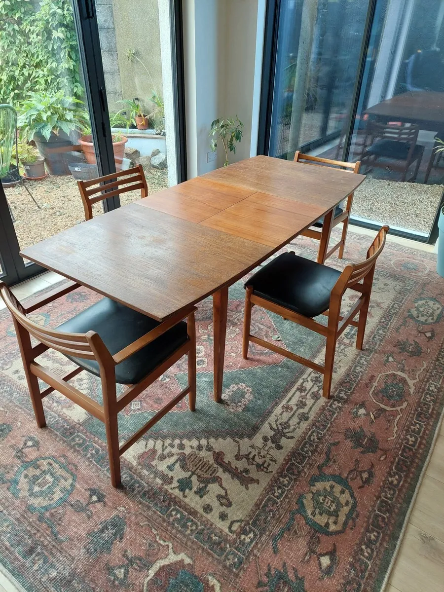 Mid Century Dining Room Table & Chairs - Image 3