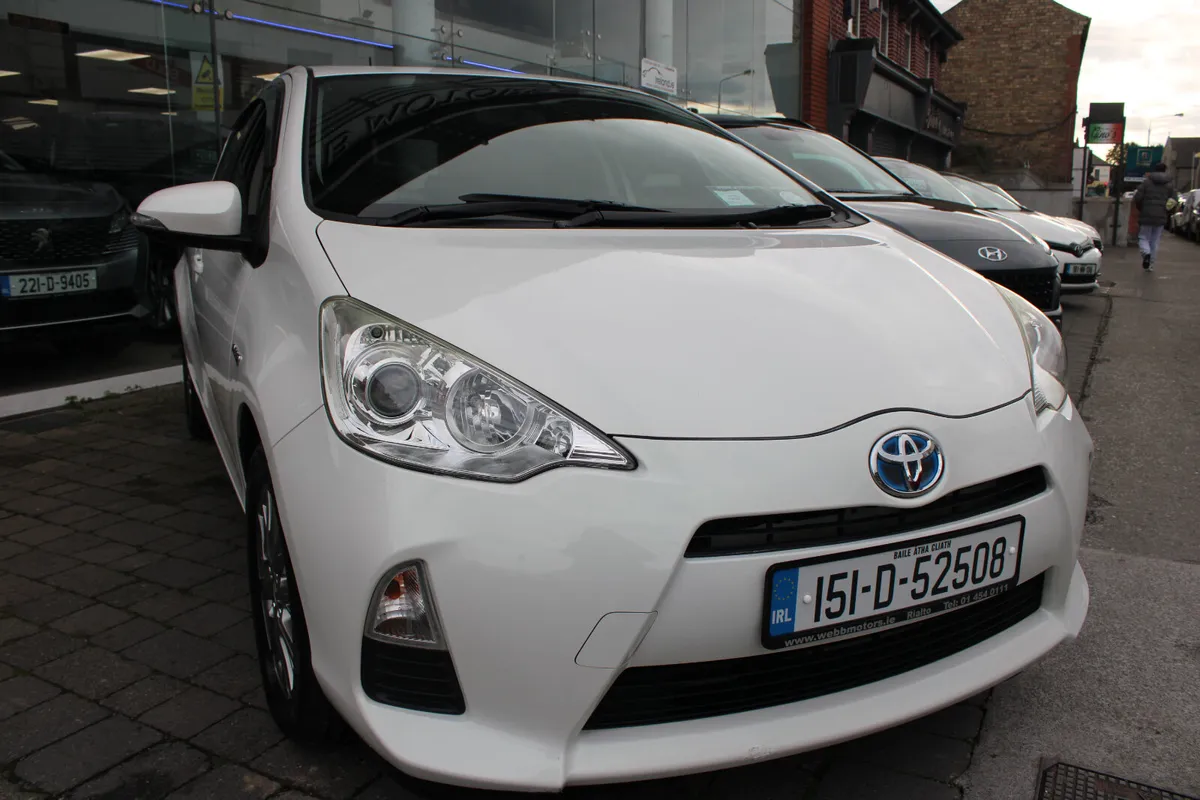 Toyota Aqua 1.5 HYBRID AUTO 2015 - Image 1