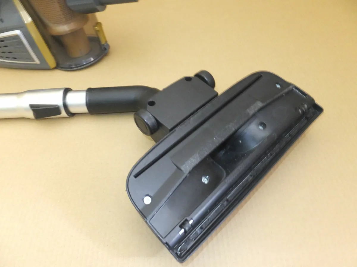 ADLER vacuum cleaner. - Image 4