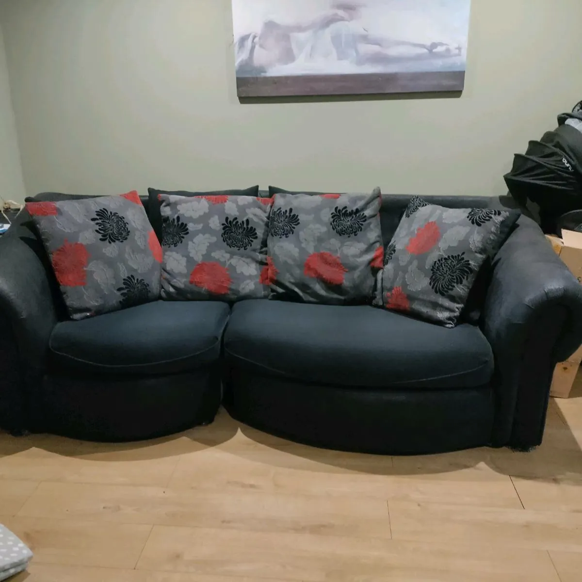 Couch - Image 1