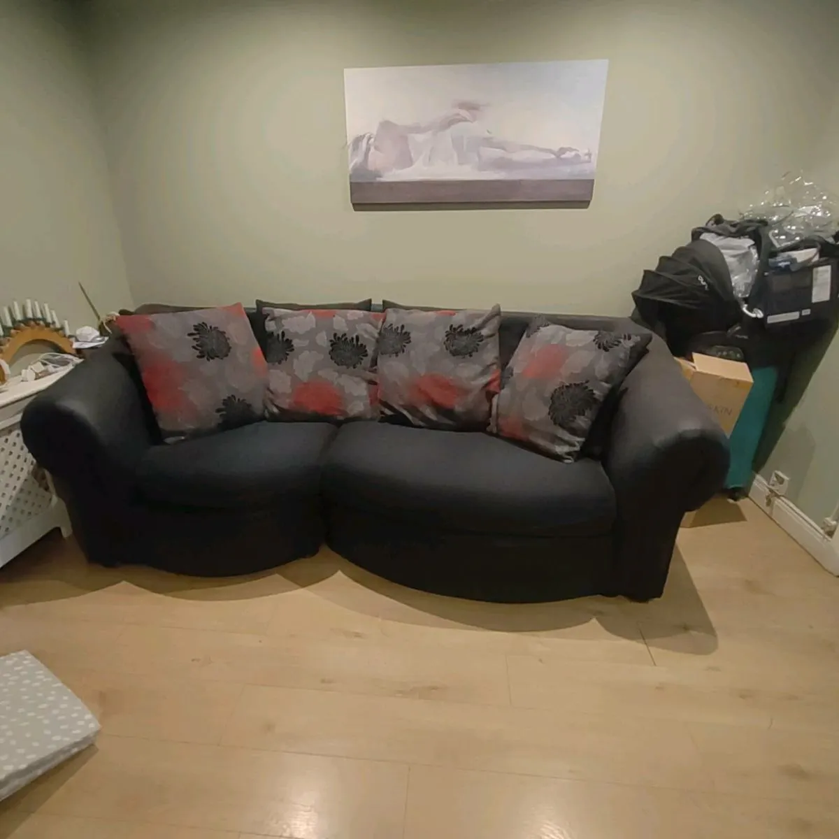Couch - Image 2
