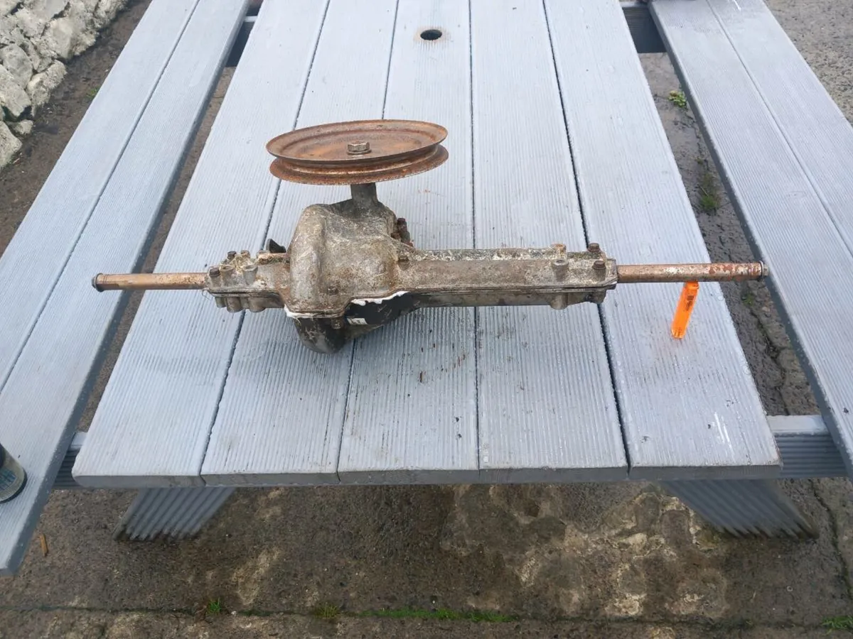 Lawnflite/M.T.D. variable speed gearbox for sale - Image 3