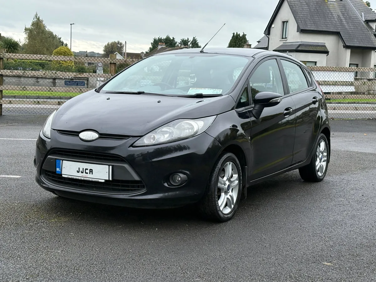 2009 1.2 PETROL FORD FIESTA WITH NCT AND TAX - Image 3