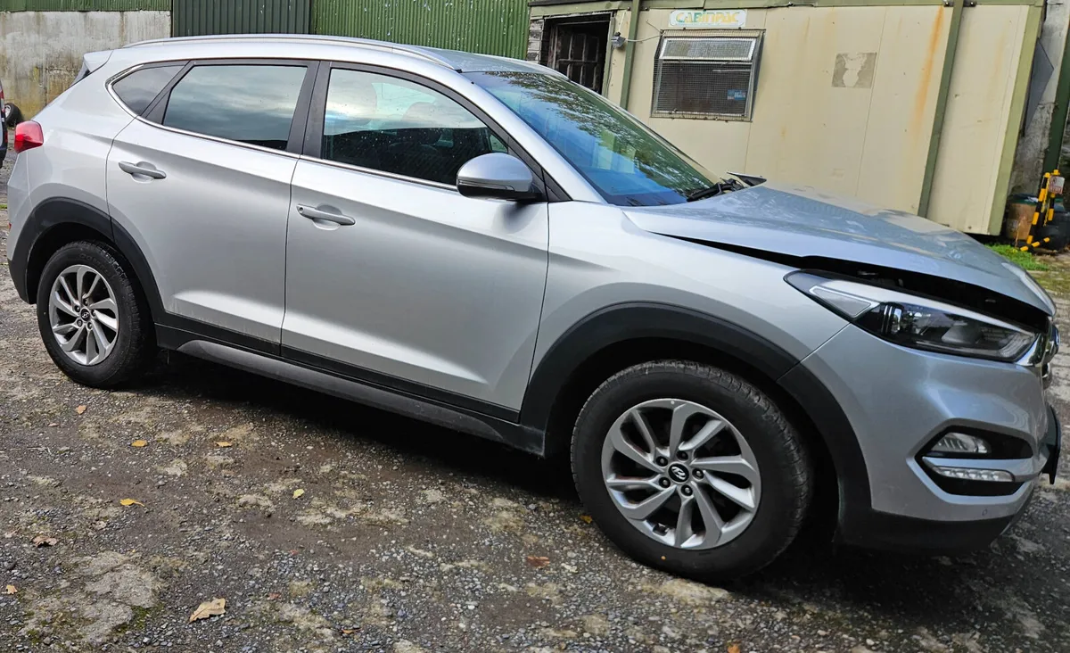 Hyundai Tuscon 1.7D Premium 2016 nct & Taxed - Image 3
