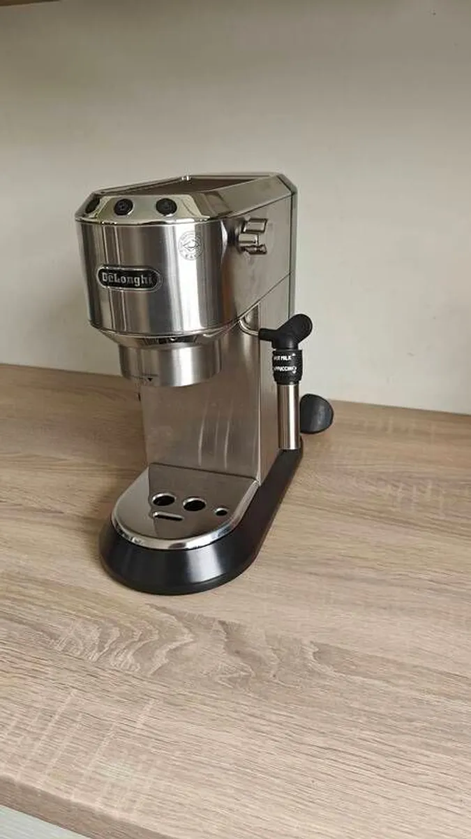 Delonghi Dedica Coffee Machine - Image 3