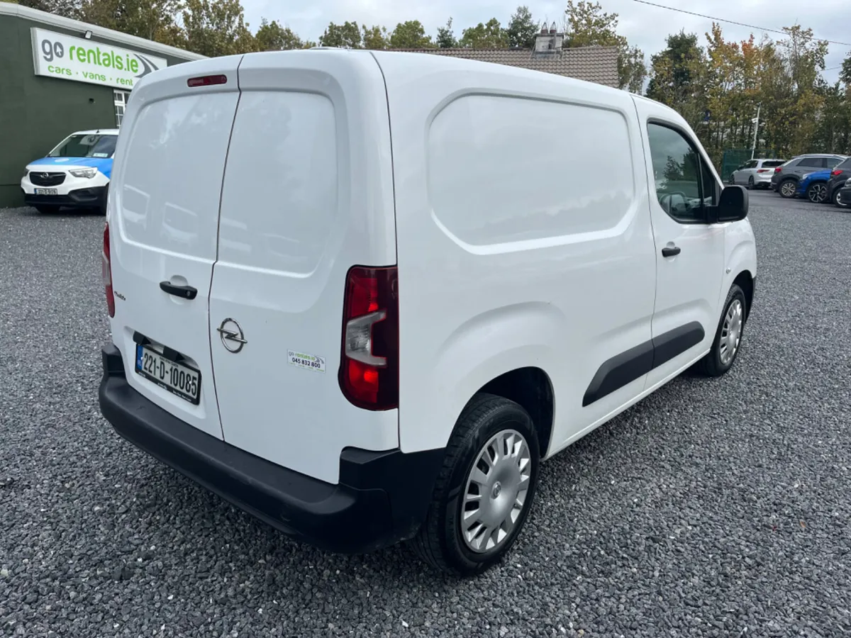 Opel Combo 6 Speed 100BHP 1.5L Diesel - Image 3
