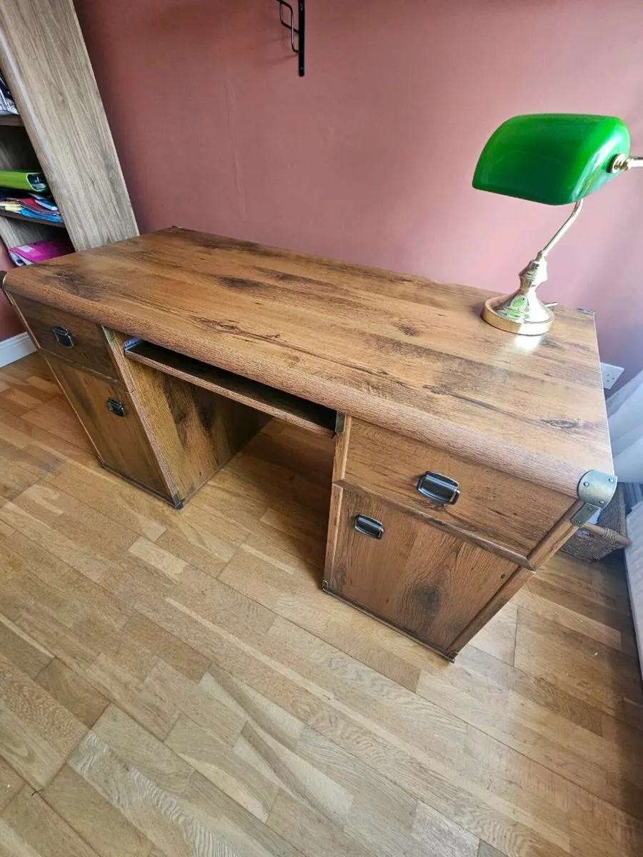 Office desk - Image 4
