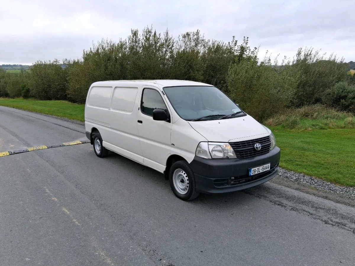 2008 hiace low km €5950 - Image 2