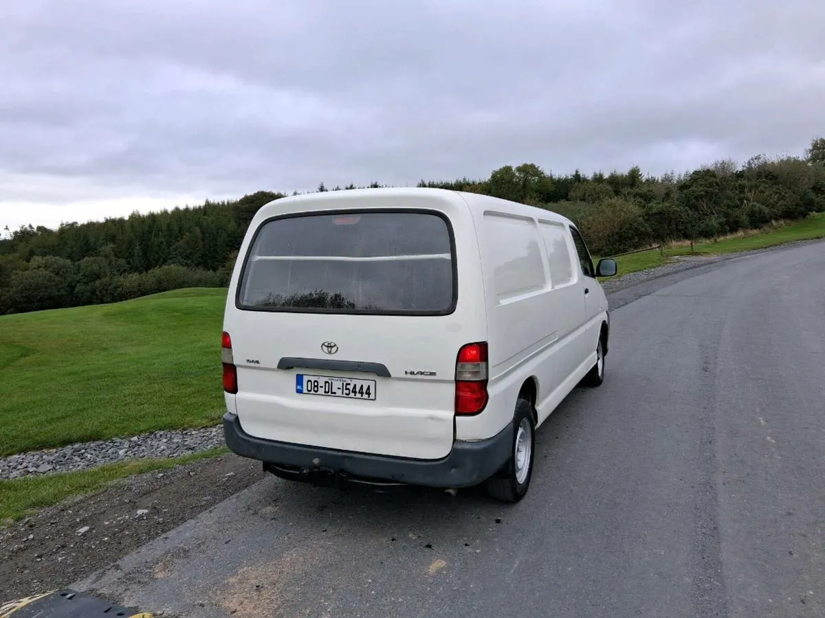 2008 hiace low km €5950 - Image 4