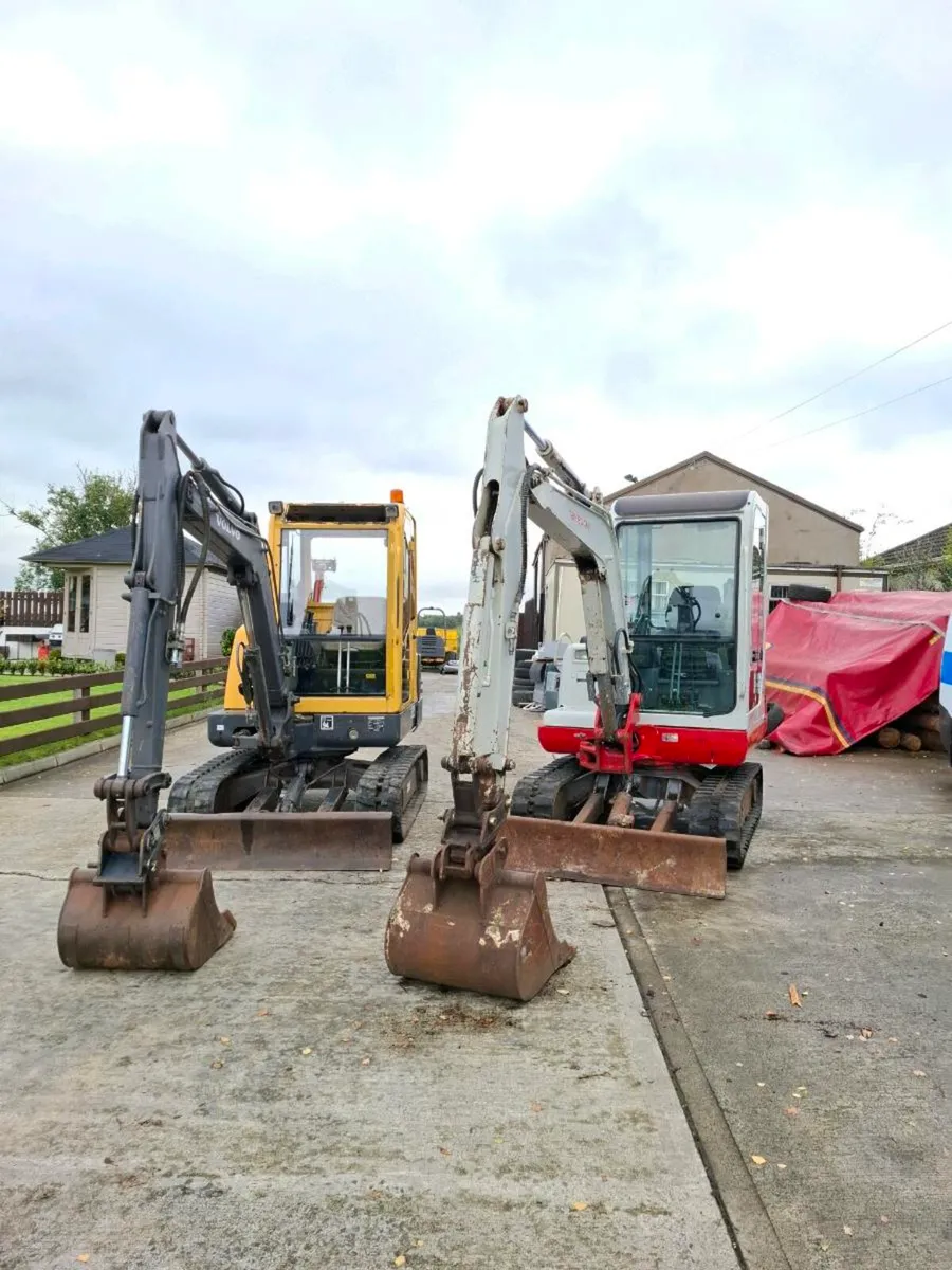 Selection of 3 ton diggers - Image 2