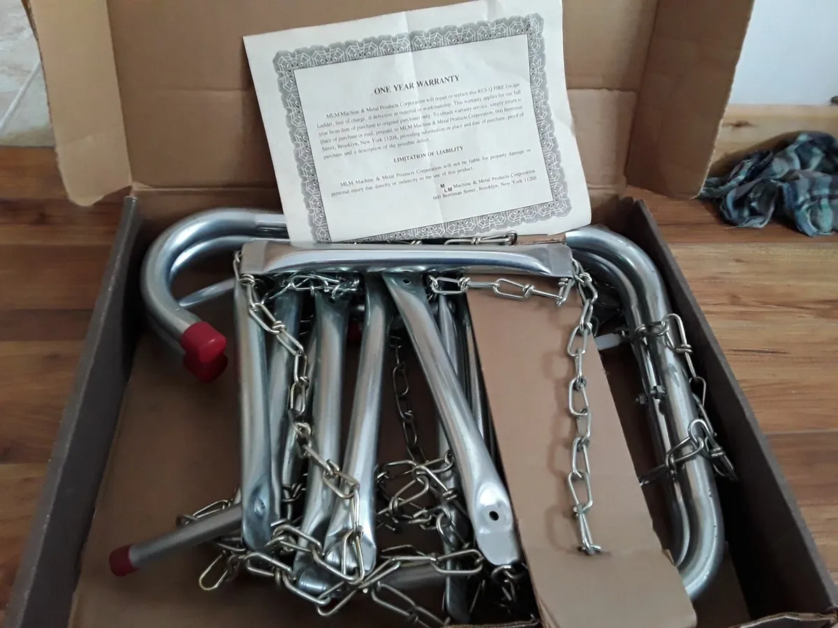 Vintage two story escape ladder - Image 3