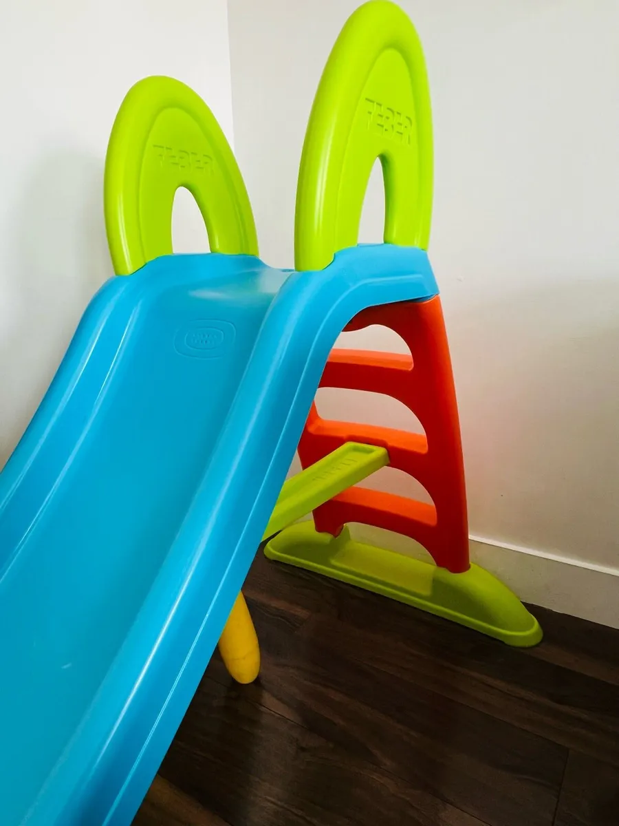 Kids slide - Image 1