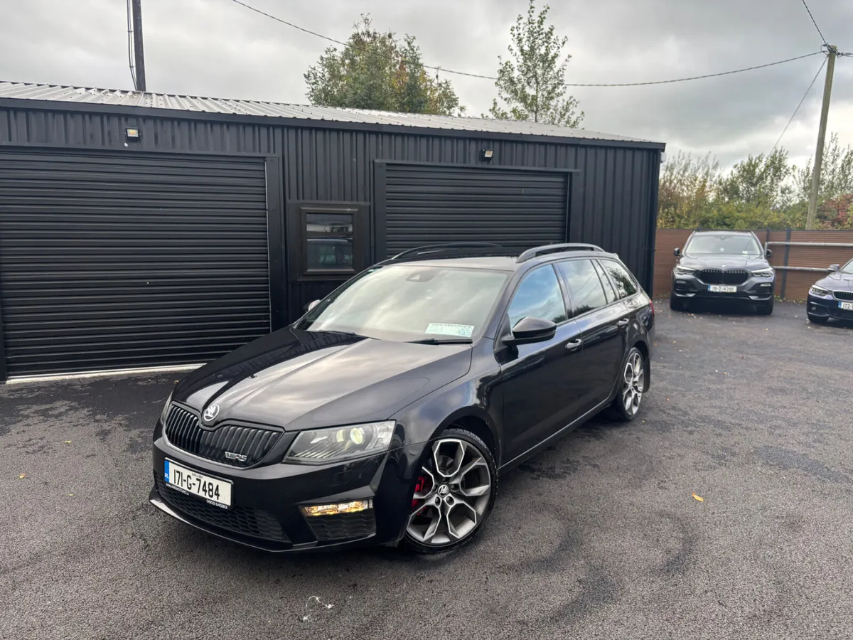 Skoda Octavia 2017 VRS Estate Manual - Image 3