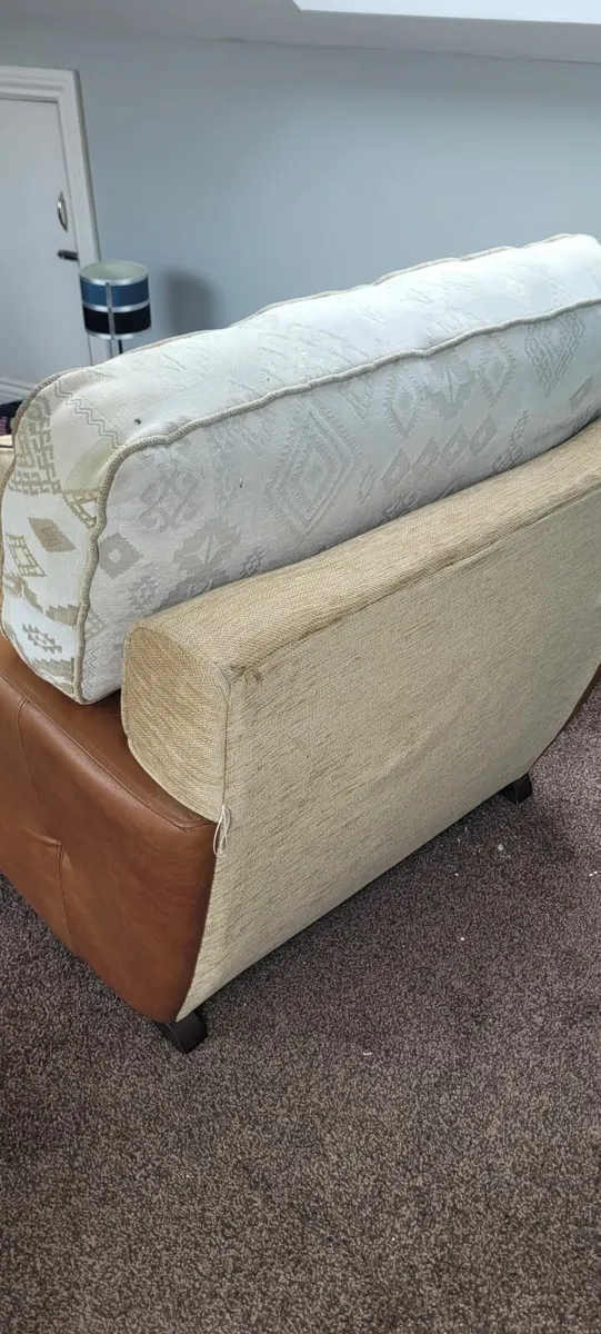 Armchair - Image 2