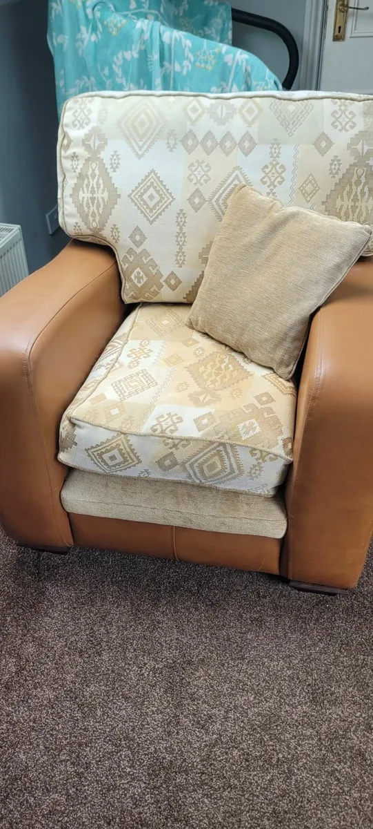 Armchair - Image 1