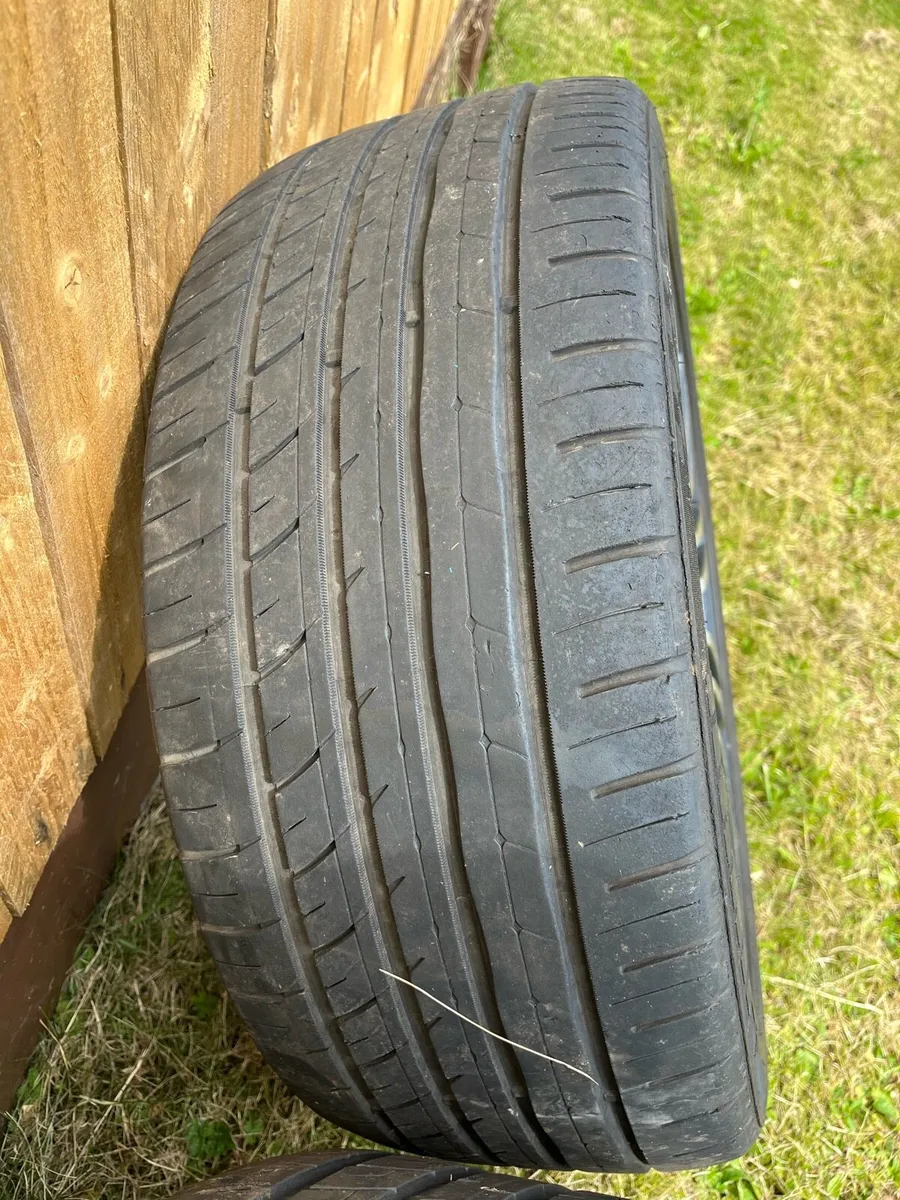 Alloys with tyres - Image 1